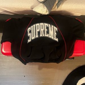 Supreme Hoodie size: M